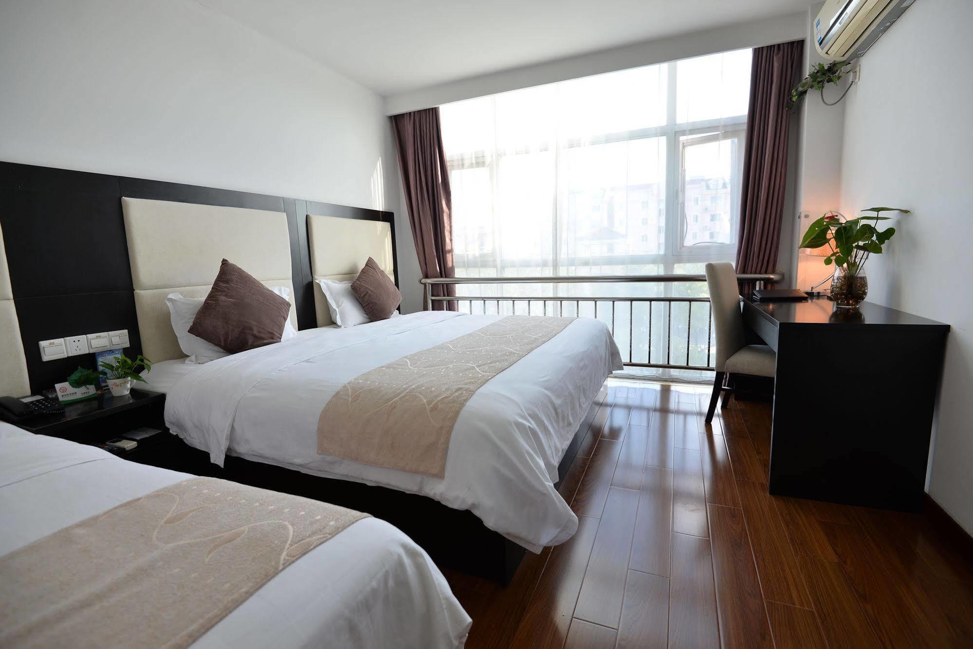 Hotel Joyful Star Hotel-free Shuttle Bus To Pudong Airport And Disneyland